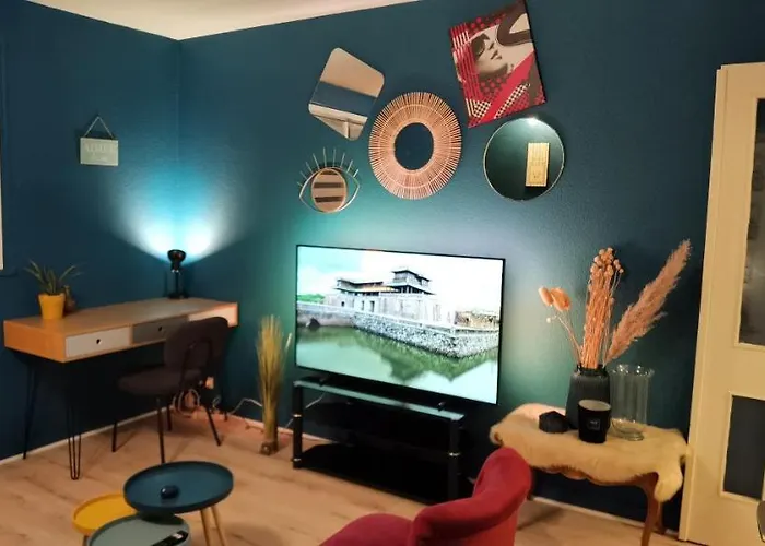 T2 Proche Chateau, Gare, Uco, Parking Prive Gratuit Apartman *