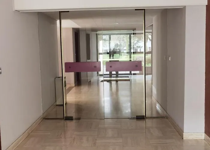 Appartement T2 Proche Chateau, Gare, Uco, Parking Prive Gratuit Angers