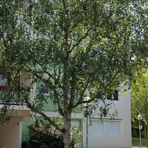 T2 Proche Chateau, Gare, Uco, Parking Prive Gratuit *